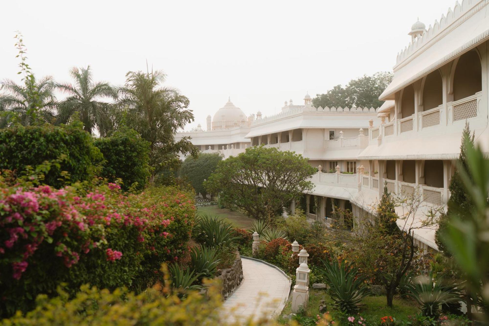 Gateway Aurangabad - Chhatrapati Sambhaji Nagar Kültér fotó